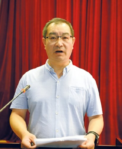 《關(guān)于加快構(gòu)建具有唐山特色現(xiàn)代產(chǎn)業(yè)體系的調(diào)查與建議》通過