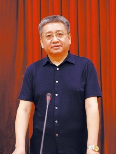 市政協(xié)委員、市國資委主任張洪山