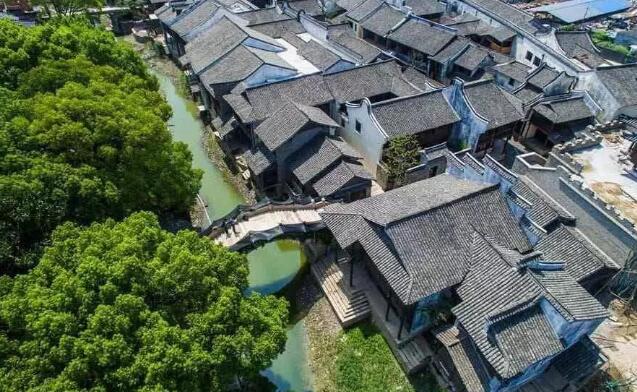 三年時間內，“桐鄉毛衫時尚小鎮”完成固定資產投資56.25億元