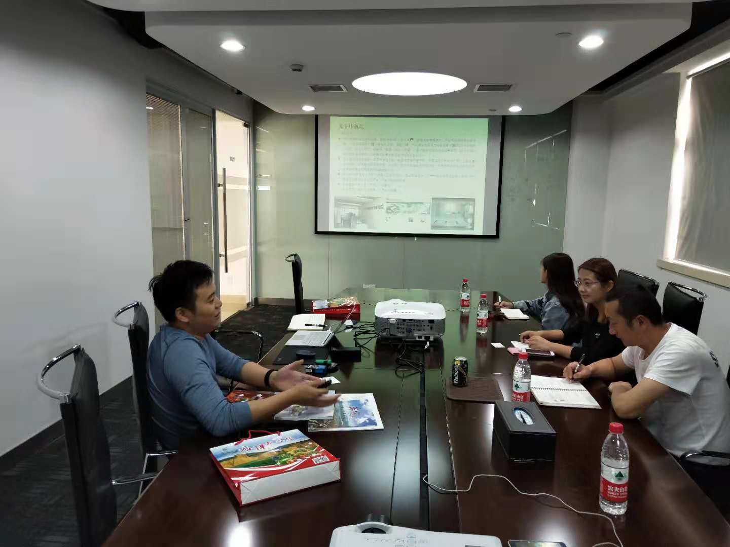 云南省楚雄市領導蒞臨我上海分院商洽合作事宜
